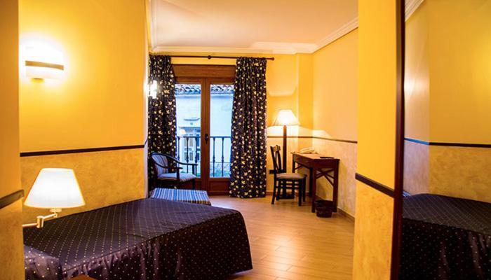 Hotel Rural El Jardin Aldea del Fresno Exterior photo